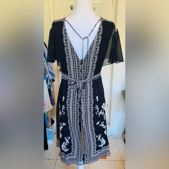 Vintage Y2K Floral Whimsigoth Black & White Fairy Silk Midi Dress / Size: 4 - Picture 3 of 7